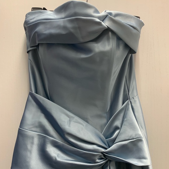 Jessica McClintock Dresses & Skirts - Strapless gown